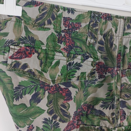 Superdry Men's Floral Pattern Cargo Pocket Shorts Size 31 - Picture 8 of 12