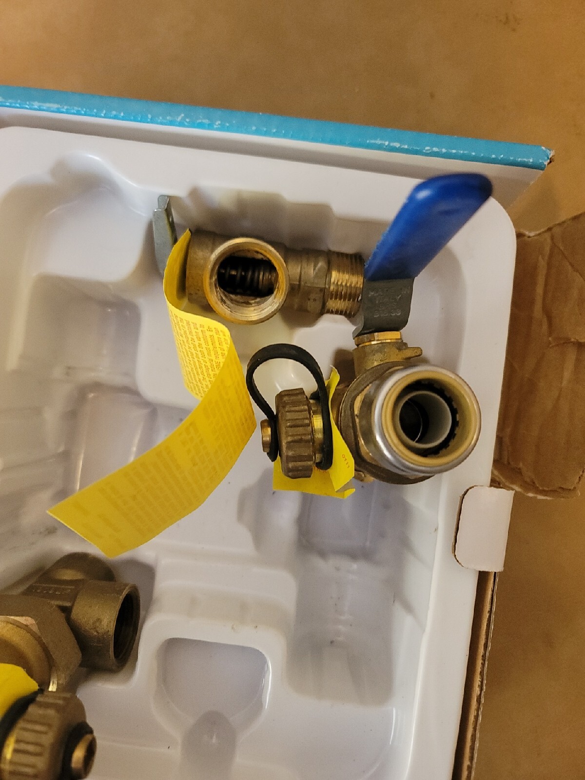 SharkBite 3/4 in. Tankless Water Heater Valves Installation Kit