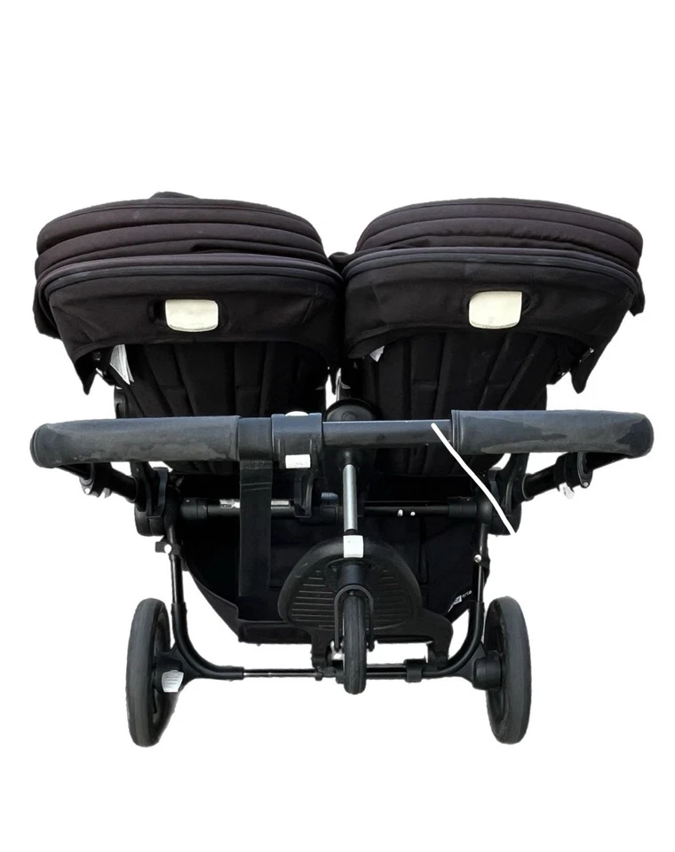 Buen moisés y cochecito Bugaboo Donkey 3 Twin usado con accesorios negro Foto 2 de 4