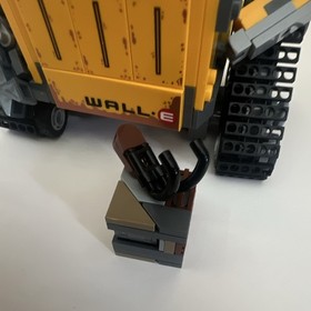 LEGO Ideas 21303 WALL-E Disney Pixar Robot Set 676pcs w/ Stand