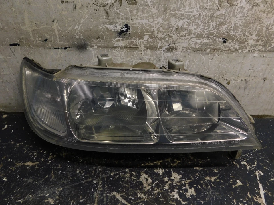 FARO PASAJERO DERECHO ACURA CL 97-99 1997-1999 Foto 2 de 4