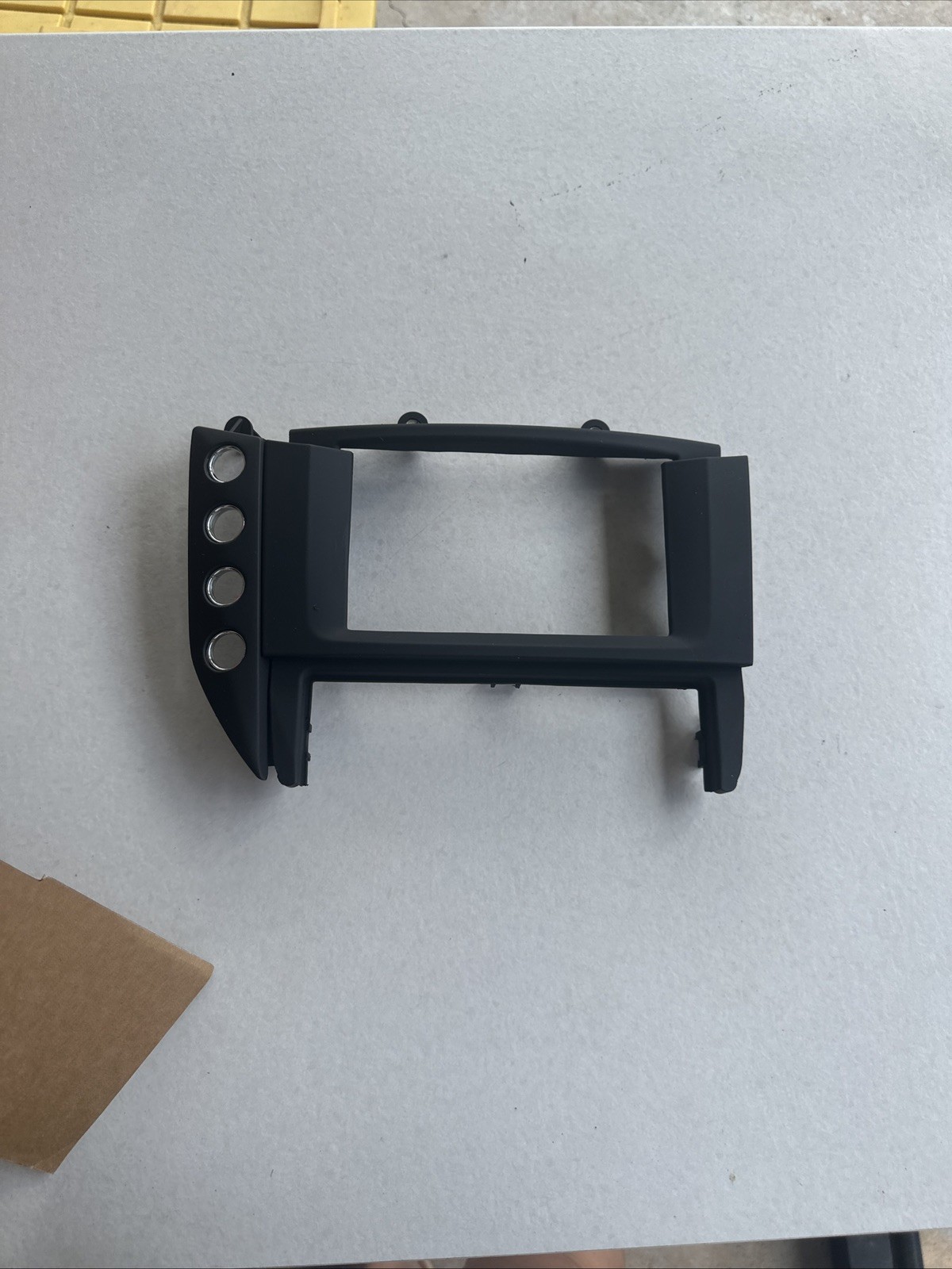 Maserati GRAN TURISMO Center Console Display Trim Plate OEM 69892700 new in box 