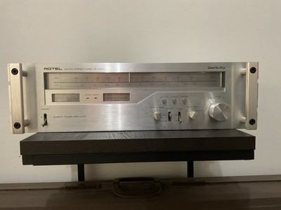 Vintage Rotel RT-2000 AM/FM Stereo Tuner Quartz PLL Analog RCA Outputs Silver
