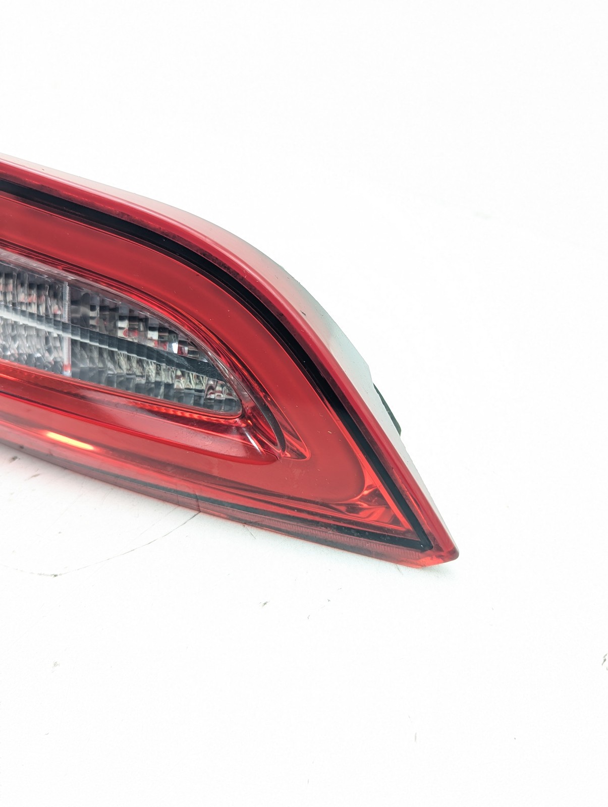 14-20 Maserati Quattroporte SQ4 M156 Right Side Inner Tail Light Lamp