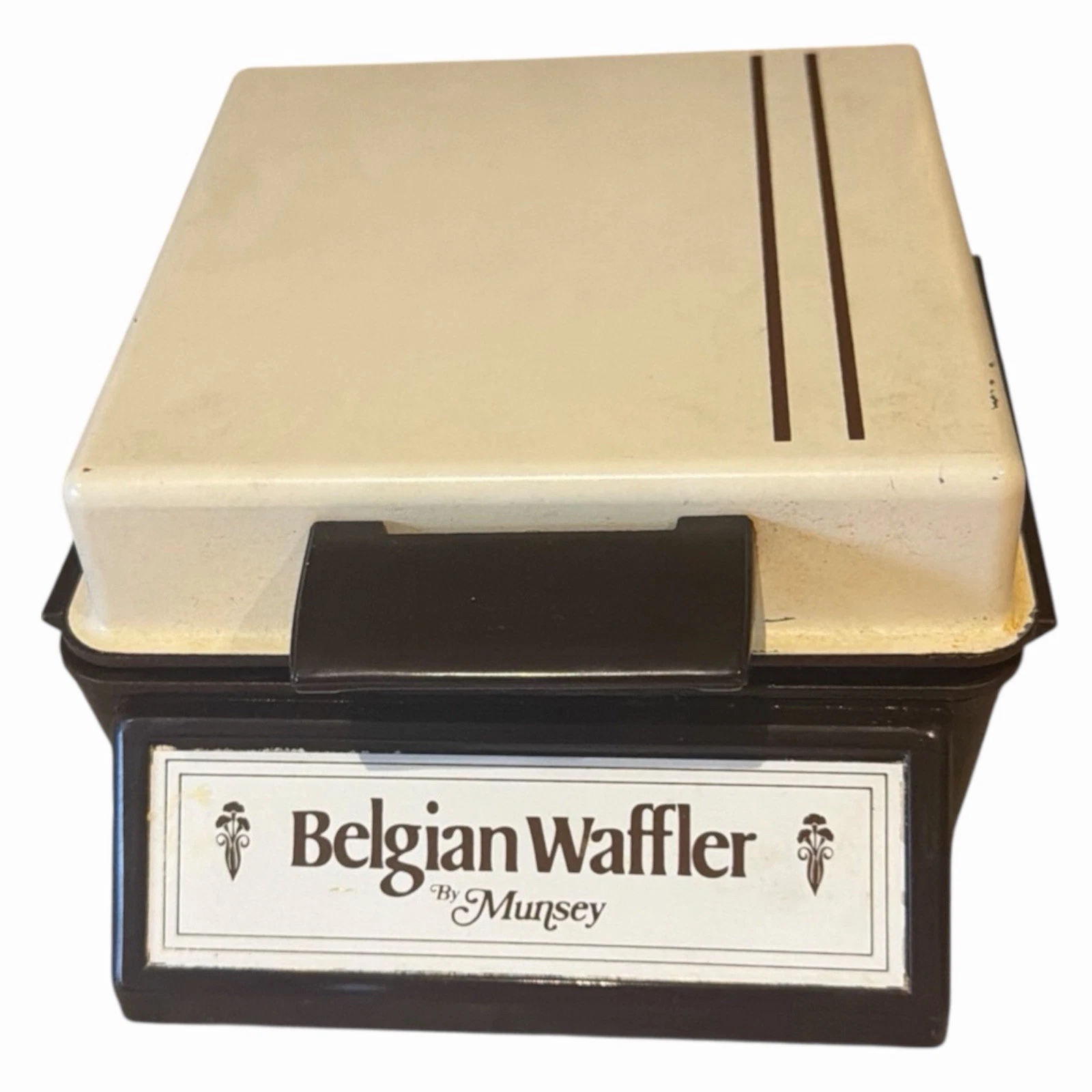 Vintage Munsey Belgian Waffler Model BW-2 Waffle Maker Electric Iron Made In USA