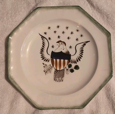 Vintage Metropolitan Museum Repro Green Feather Edge Pottery Eagle Plate Rare