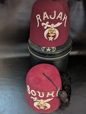Lot of 2 Masonic Shriner Fez Hat Rajah Boumi Anthony Nizzardini Storage Case Box