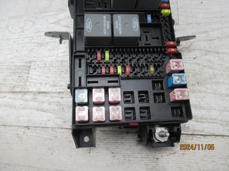 05-07 FORD F250 F350 6,0 л дизельный сверхпрочный предохранитель впрыск BCM 6C3T-14A067-BD - Изображение 3 из 4