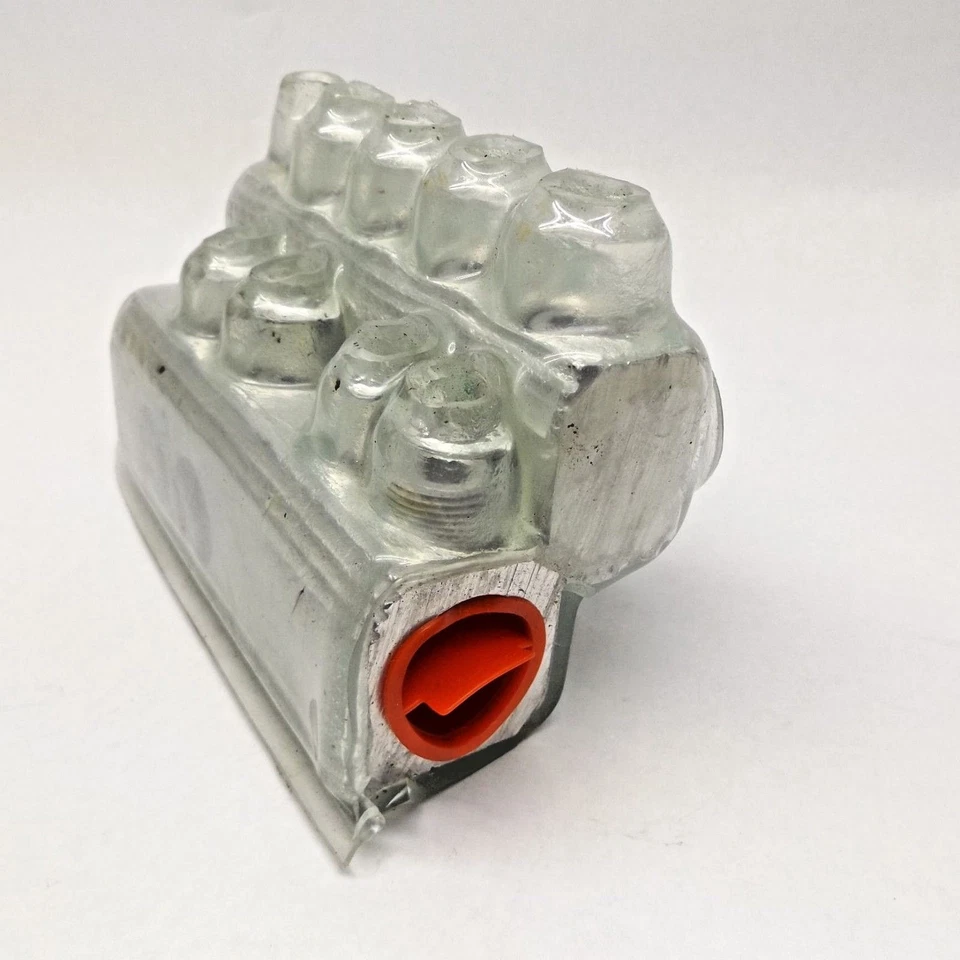 CMC Hubbell SHB6-500SL Transformer Space Terminal Space-Saver Offset Aluminum - Image 4 of 4