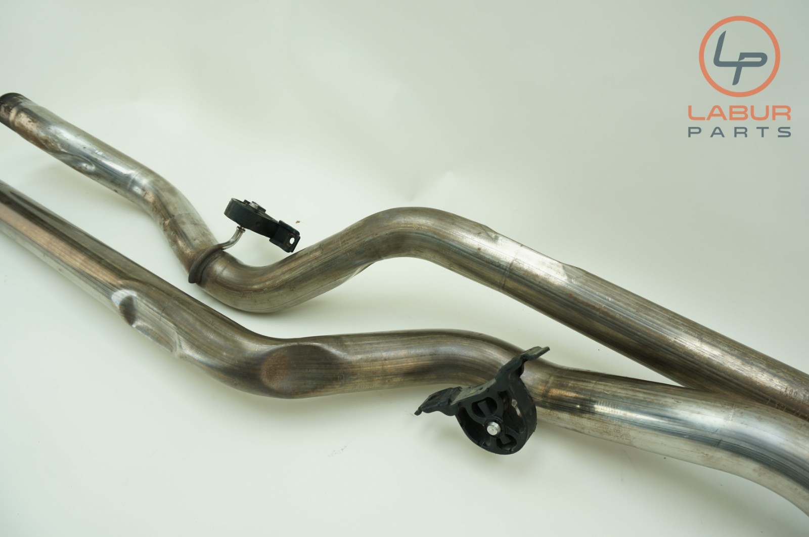 M139 05-07 Maserati Quattroporte Right & Left Engine Exhaust Pipes Set E875