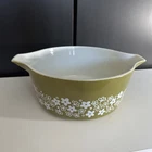 VTG Pyrex Crazy Daisy Spring Blossom # 475-B 2 1/2 QT round casserole NO LID