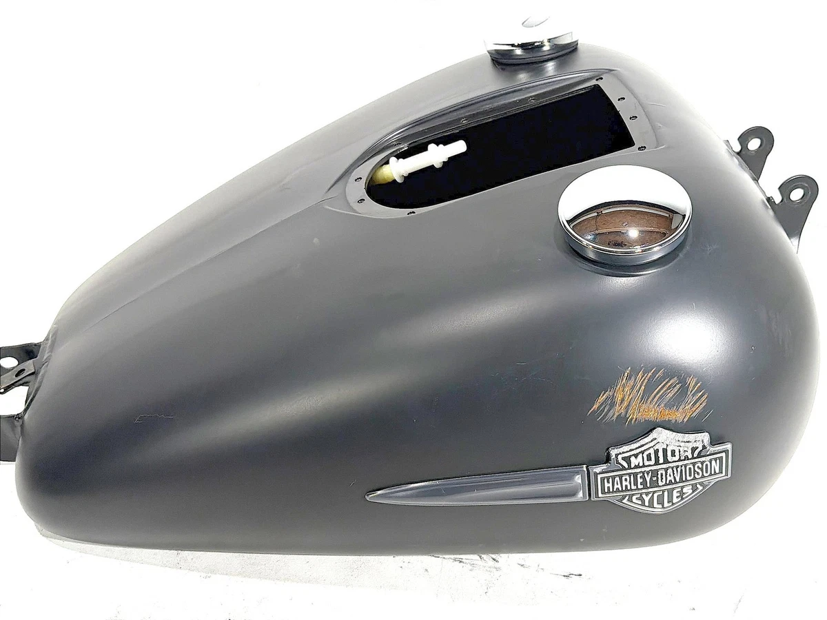 Motorcycle & Scooter Fuel Tanks for Harley-Davidson Dyna for sale