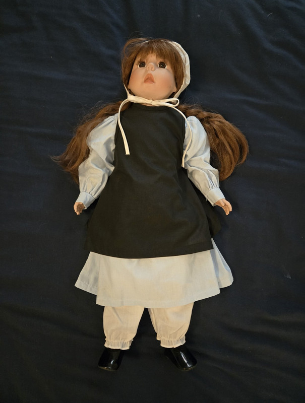 Lee Middleton Artist Doll "Molly Rose" Amish doll