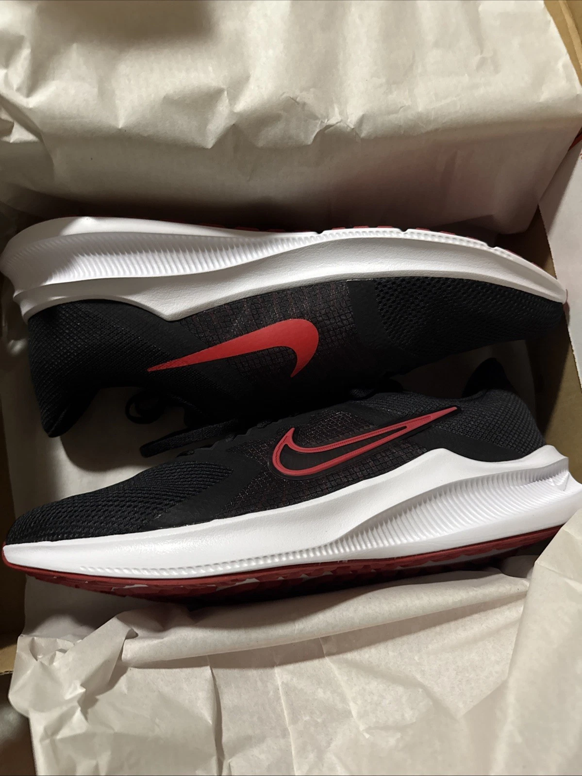 Nike Downshifter 11 (4E) Wide Running Shoes Black Red DD3576 005 Men's Size 10