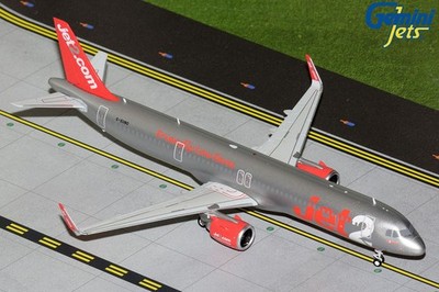 Gemini 200 Jet2 Airbus A321neo G-SUNO mit verbessertem Ständer Maßstab 1:200 G2EXS1398