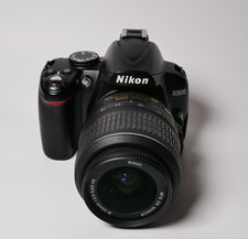 Nikon D3000 Digital SLR Camera Body w/ 18-55mm Lens