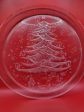 Duralex Les Verreries De Saint Gobain 13 In. Glass Christmas Platter 3530