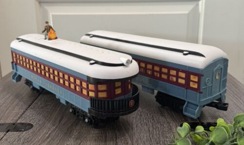 Set Of 2 ~ Lionel The Polar Express Passenger Coach Cars G Gauge Lot 7-11795