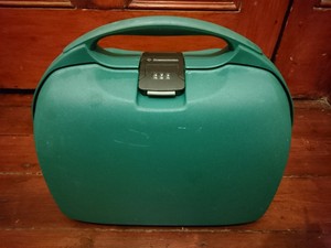 samsonite hard shell vanity case