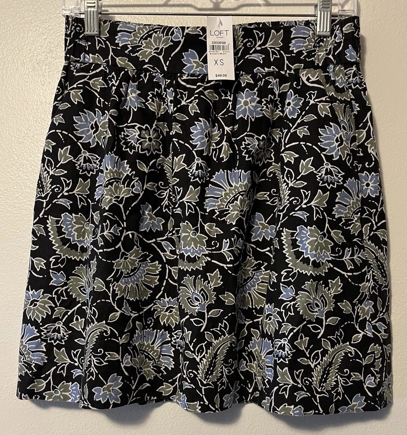 LOFT Outlet Linen Blend Skirt Size XS Pull On Blue Green Floral Pockets NWT