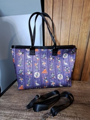 GUC Harveys Seatbelt Bag Disney Halloween Mickey And Friends Streamline  Tote