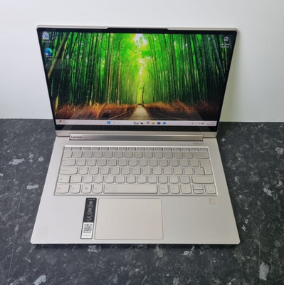 Lenovo Yoga Slim 9 14ITL5 Intel Core i5-1135G7, 2,4GHz, 8GB RAM, 512GB SSD