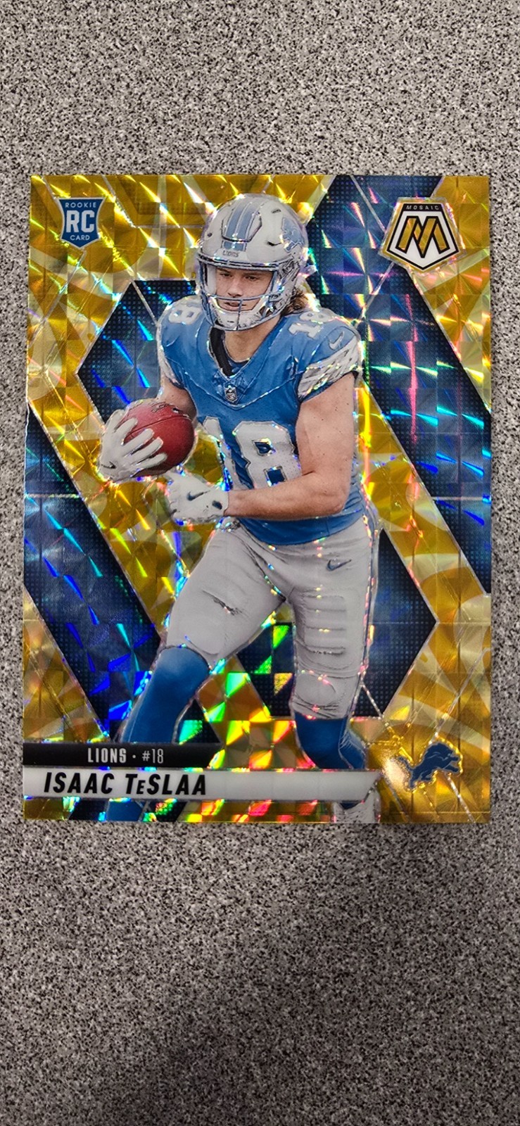 2025 Panini Moasic - Isaac TeSlaa RC #319 Reactive Yellow Mosaic Prizm