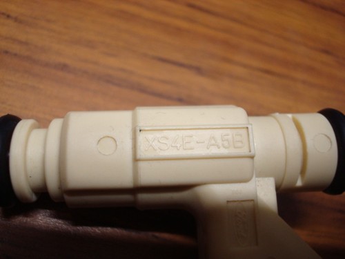 NEW GENUINE OEM BOSCH 0280155859 ESCORT TRACER MAZDA 2.0L FUEL INJECTORS - Picture 4 of 5