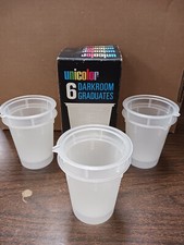 Unicolor Box of 6 Five Ounce Darkroom Graduates 336  NEW IN BOX EXC 