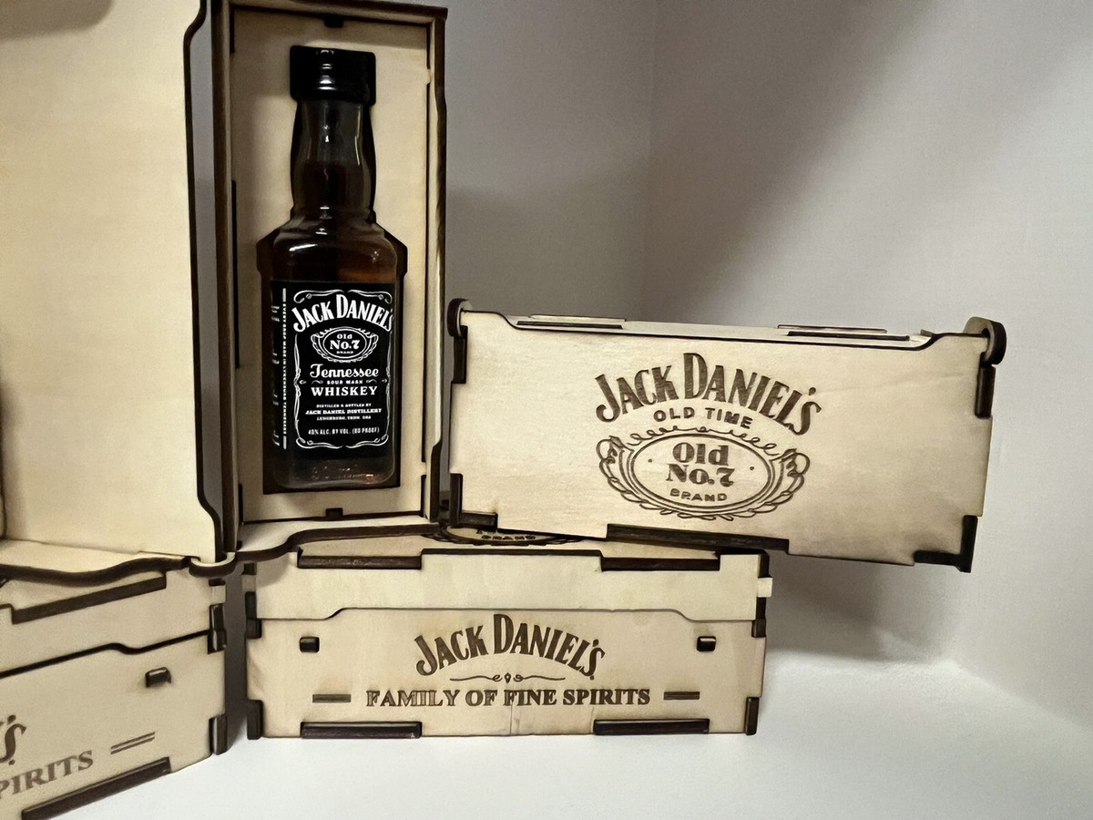 Wooden Jack Daniels Mini 50ml Case/Box/Gift Set (no bottles