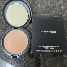 MAC PRO LONGWEAR POWDER/PRESSED - Medium Plus - Rare
