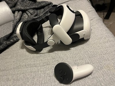 Meta Quest 3 128 VR Headset - with BOBOVR S3 Pro Battery Head