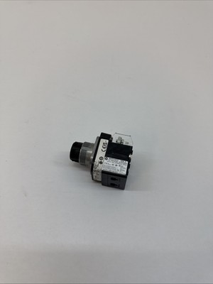Allen Bradley 800T-QBH2A Illuminated Amber Push Button Ser U 800TC-N374 Module