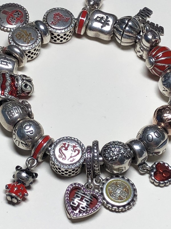 Pandora Bracelets With Charms 