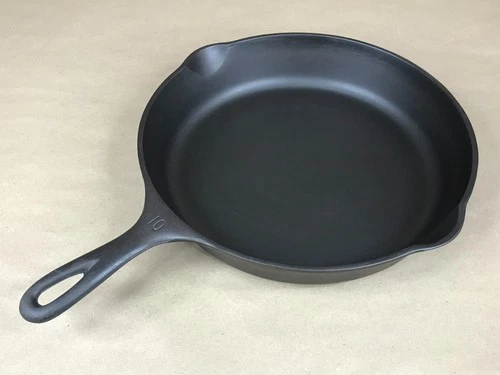 Restored Wagner Ware Sidney O 1060 #10 Cast Iron Skillet 11.5" Smooth Bottom