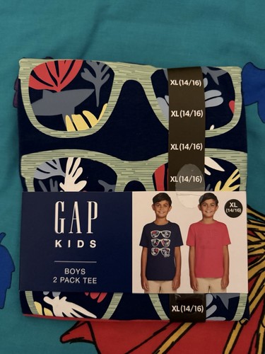 BNIP BOY'S THE GAP KIDS 2 PACK T-SHIRTS XL 14/16 SUNGLASSES/LOGO