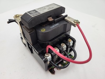 GE General Electric CR205A0 Contactor Coil 115V 10A 3P 600V Size 00