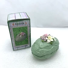 Cracker Barrel Easter Green Floral Egg Shape Collectible Trinket Jewelry Box