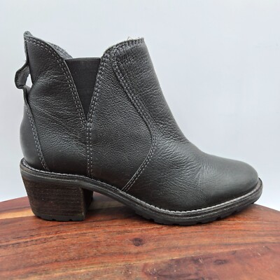 LL Bean Chelsea Boots Women's 6M Black Leather Comfort Lug Block Heel  Booties