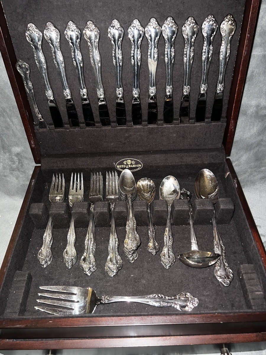 Reed & Barton Mirrorstele Silverware 55 Piece With Anti-tarnish