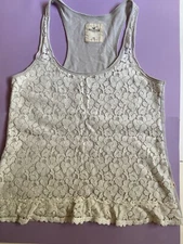 Vintage Hollister Size XS Ivory Beautiful Lace Accent Tank Top. B8