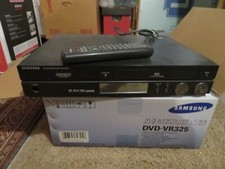 Samsung DVD-VR325 DVD/VHS VCR Video Recorder/Player. For Repair or Parts.