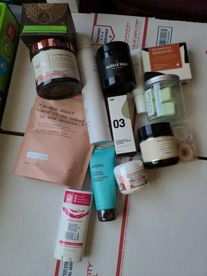 FABFITFUN 2018-2019 Random BEAUTY HEALTH Lot NEVER USED! Ahava SEPHORA ULTA YOGA