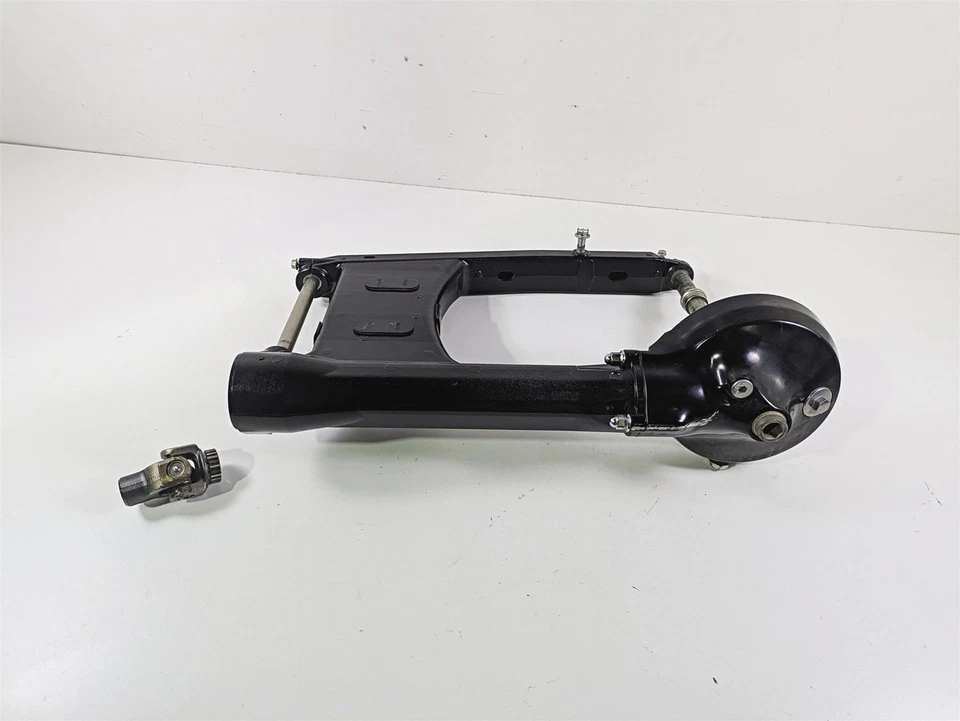 Eixo diferencial braço oscilante 2019 Suzuki M109R VZR1800 Boulevard 27300-48850-019 - Imagem 2 de 4