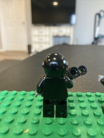 2 X LEGO Space Skull Minion minifigure Space Skulls 10192 sp085sb Gun RARE Lot