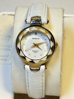 Geneva Ladies 18k Gold Plated Watch, Genuine Vintage Style 