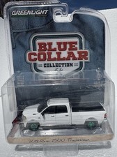 Green Machine! Greenlight 2019 Ram 2500 Tradesman Snow Plow Chase 1/64 NIB.