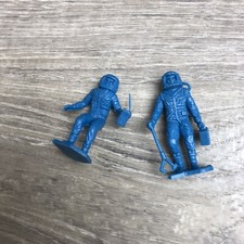 Timmee plastic space toy figure Tim Mee Galaxy Laser lot BLUE astronauts moon 24