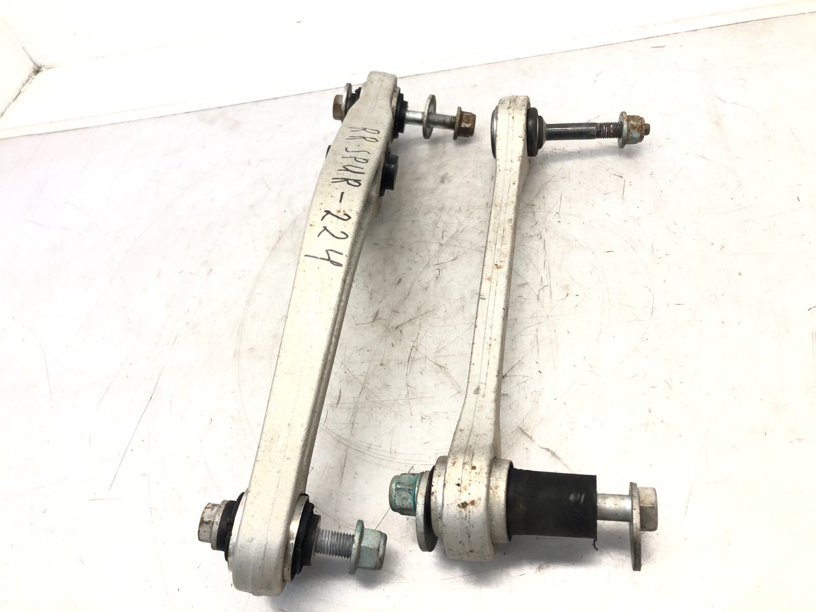2014-2018 BENTLEY FLYING SPUR AWD RIGHT PASS REAR UPPER CONTROL ARM SET OEM