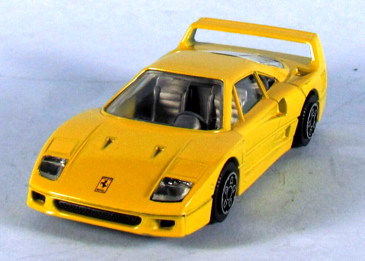 Modèle Réduit Ferrari F40 1/43 - Marque Bburago - Occasion En Très Bon état (voir Photos)